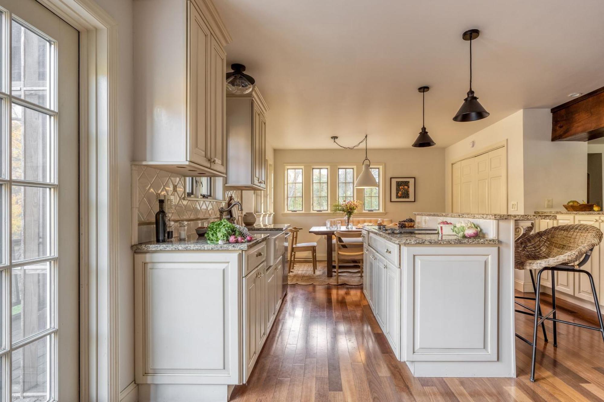 Cortland By Avantstay Charming Heritage Estate W Private Lake Pool Saugerties Bagian luar foto
