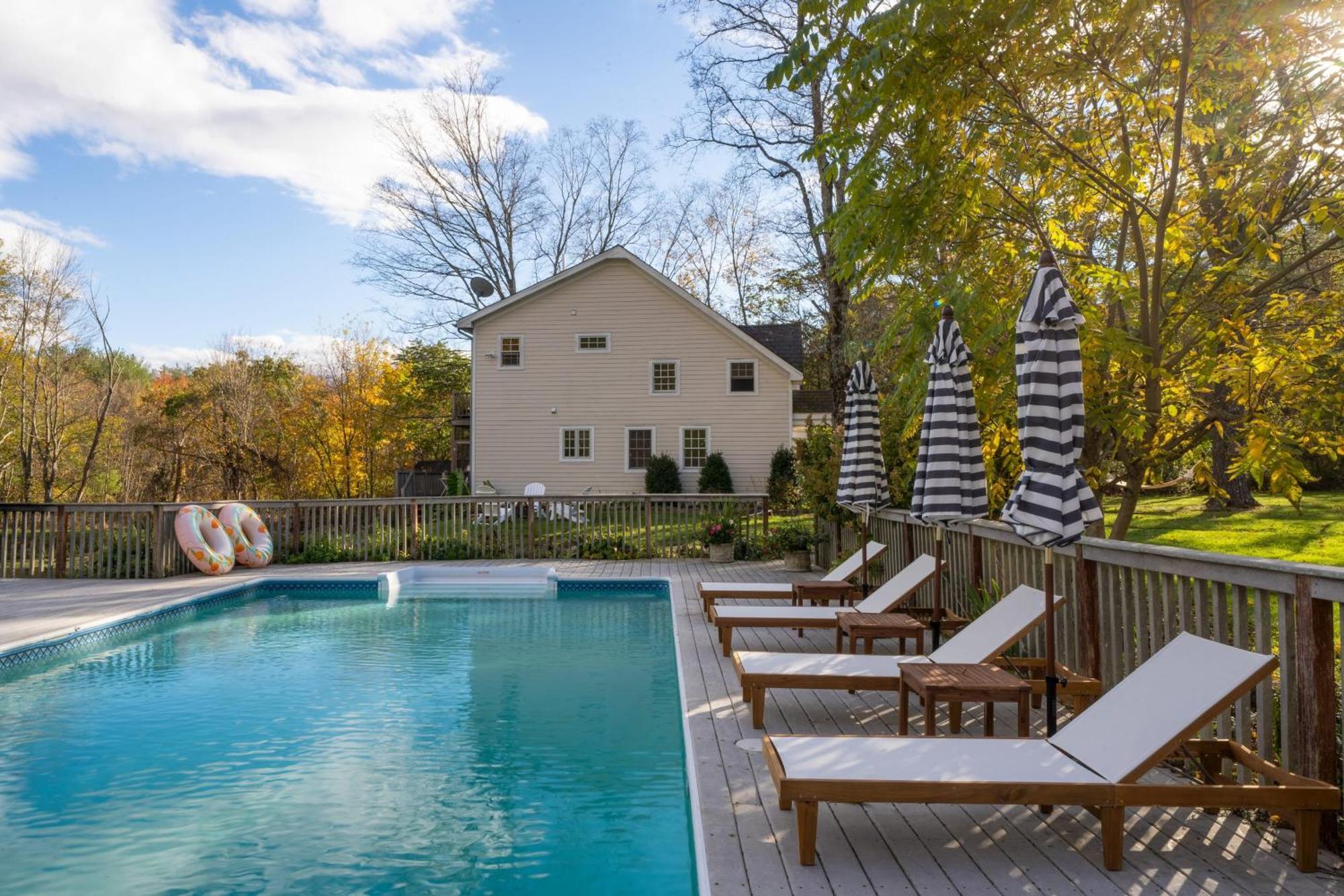 Cortland By Avantstay Charming Heritage Estate W Private Lake Pool Saugerties Bagian luar foto