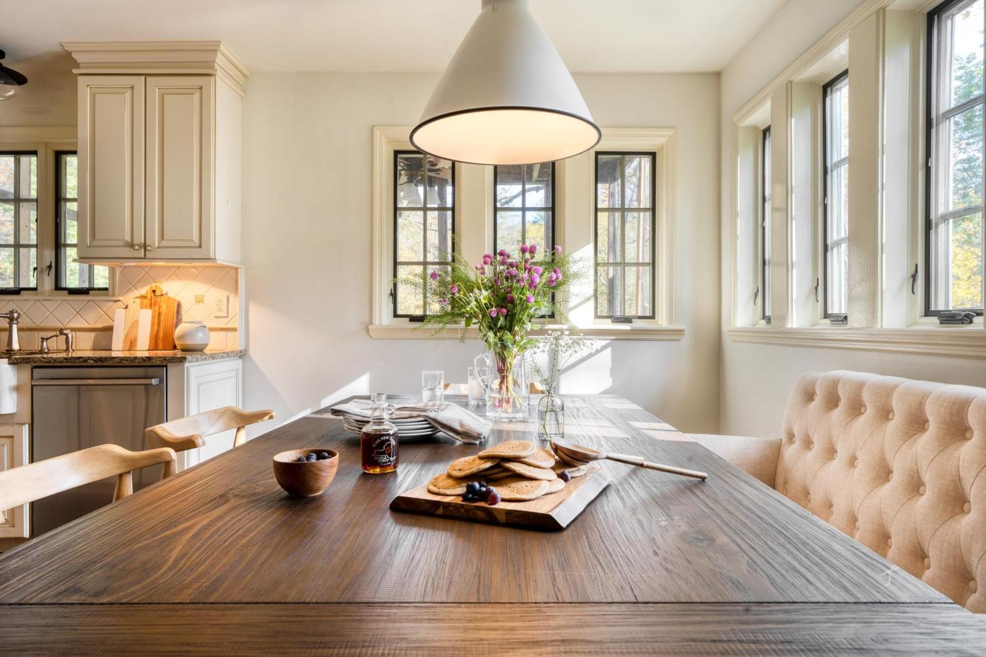 Cortland By Avantstay Charming Heritage Estate W Private Lake Pool Saugerties Bagian luar foto